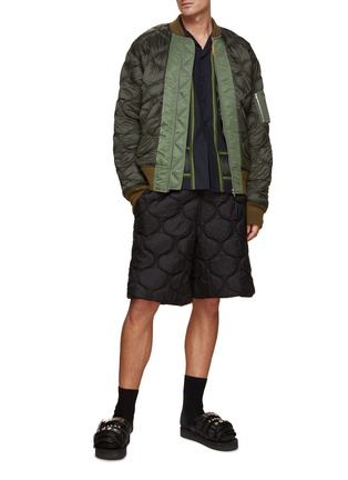 Figure View - Click To Enlarge - TOGA VIRILIS - Elasticated Waist Quilted Shorts