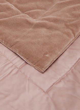 Detail View - Click To Enlarge - FRETTE - Luxury Cashmere Velvet Light Quilt — Dusty Mauve