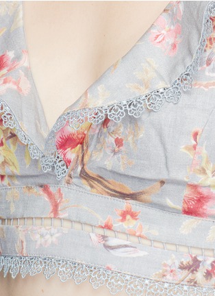 Detail View - Click To Enlarge - ZIMMERMANN - 'Mercer Flutter Frill' floral print cotton-linen cropped top