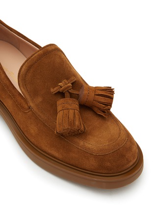 Detail View - Click To Enlarge - GIANVITO ROSSI - Suede Tasselled Loafers