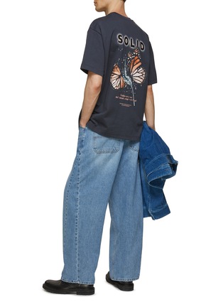 Figure View - Click To Enlarge - SOLID HOMME - Butterfly Printed Back T-Shirt