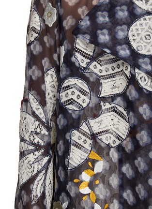  - STUDIO 133 BIYAN - Floral Print Lace Panel Coat