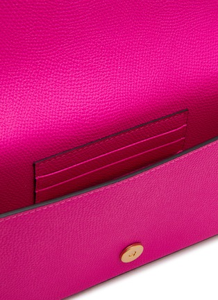 Detail View - Click To Enlarge - VALENTINO GARAVANI - VLogo Grained Leather Pouch