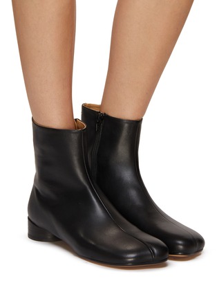 Figure View - Click To Enlarge - MM6 MAISON MARGIELA - 35 Leather Ankle Boots
