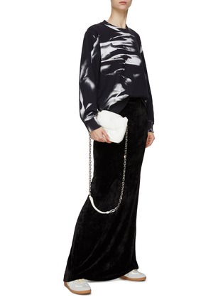 Figure View - Click To Enlarge - MM6 MAISON MARGIELA - Brush Paint Logo Sweatshirt