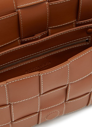 Detail View - Click To Enlarge - BOTTEGA VENETA - Cassette Leather Camera Bag