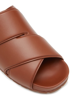Detail View - Click To Enlarge - BOTTEGA VENETA - Leather Sandals