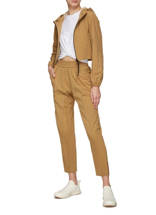 Figure View - Click To Enlarge - AUTOPILOT - Pleated Detail Cropped Leg Pants