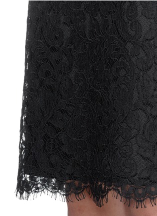 Detail View - Click To Enlarge - ST. JOHN - Satin waist plume lace skirt