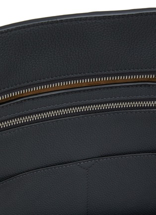 Detail View - Click To Enlarge - LOEWE - Buckle Zip Leather Tote Bag