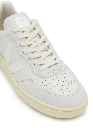 Detail View - Click To Enlarge - VEJA - V-90 Leather Suede Sneakers