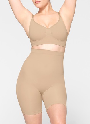 Detail View - Click To Enlarge - SKIMS - Seamless Sculpt Mid-Thigh Shorts