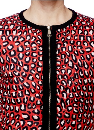 Detail View - Click To Enlarge - MONCLER - 'Miel' funky leopard print reversible down jacket