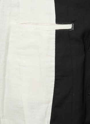  - KHOKI - Pleated Detail Notch Lapel Single Breasted Blazer