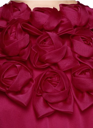 Detail View - Click To Enlarge - ST. JOHN - Silk organza rosette crepe evening gown