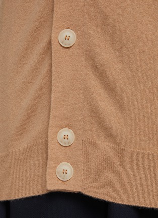  - ARCH4 - V-neck Cardigan
