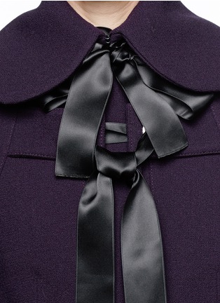 Detail View - Click To Enlarge - ALEXANDER MCQUEEN - Wide collar eyelet front wool jacket