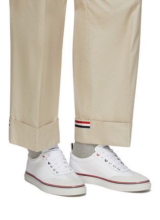 Figure View - Click To Enlarge - THOM BROWNE  - Leather Low Top Sneakers