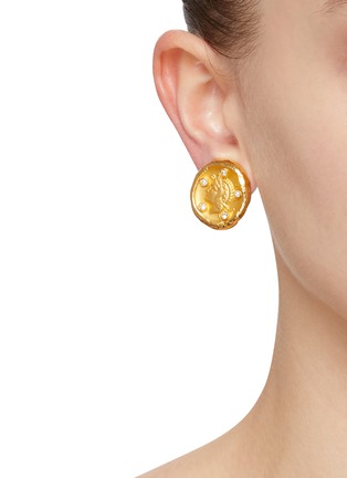 Figure View - Click To Enlarge - LANE CRAWFORD VINTAGE ACCESSORIES - Gold Tone Diamante Coin Earrings