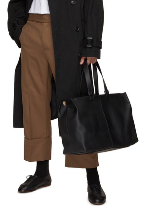 Figure View - Click To Enlarge - BONASTRE - T Leather Tote Bag