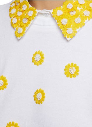  - ALICE & OLIVIA - Ciara Daisy Beaded Embellishment Top
