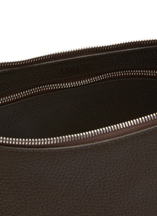 Detail View - Click To Enlarge - LEMAIRE - Hobo Belt Grained Leather Bag
