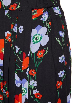  - N°21 - Allover Floral Pleated Skirt
