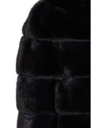  - FABIO GAVAZZI - Collared Mink Fur Cape