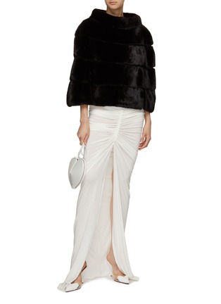 Figure View - Click To Enlarge - FABIO GAVAZZI - Collared Mink Fur Cape