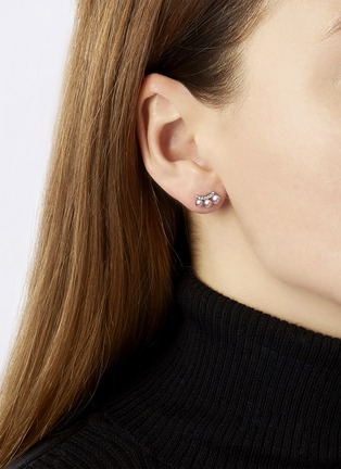 Detail View - Click To Enlarge - YOKO LONDON - Sleek 18K White Gold Diamond Fresh Water Pearl Earrings