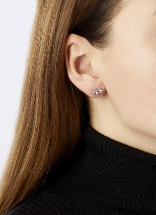 Detail View - Click To Enlarge - YOKO LONDON - Sleek 18K Rose Gold Diamond Fresh Water Pearl Earrings