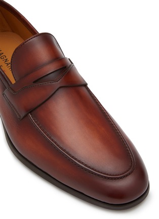 Detail View - Click To Enlarge - MAGNANNI - Delos Leather Loafers