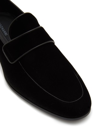 Detail View - Click To Enlarge - MAGNANNI - Apron Toe Suede Penny Loafers