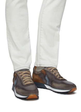 Figure View - Click To Enlarge - MAGNANNI - Suede Panel Leather Sneakers