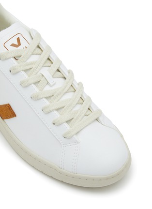 Detail View - Click To Enlarge - VEJA - Urca Low Top Sneakers