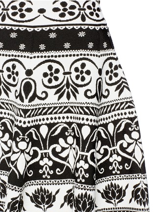 Detail View - Click To Enlarge - ALEXANDER MCQUEEN - Floral jacquard knit flared skirt