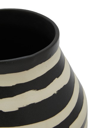 Detail View - Click To Enlarge - THE CONRAN SHOP - Armes Loose Stripe Vase — Black