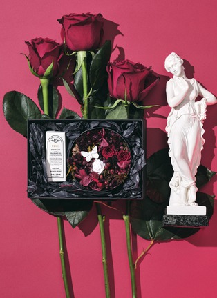  - BALLON - Aroma Flower Arrangement — Scarlet Rose