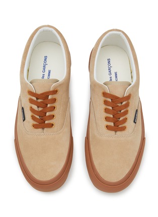 Detail View - Click To Enlarge - COMME DES GARÇONS HOMME - Suede Low Top Sneakers
