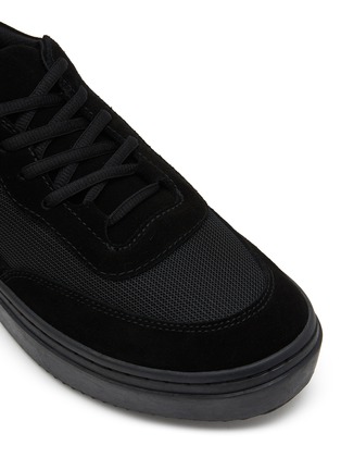 Detail View - Click To Enlarge - COMME DES GARÇONS HOMME - Mesh Suede Low Top Sneakers