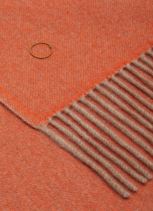 Detail View - Click To Enlarge - OYUNA - Uno Cashmere Throw — Orange/Taupe
