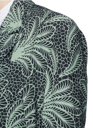Detail View - Click To Enlarge - DRIES VAN NOTEN - 'Rella Long' leaf print coat