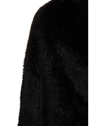  - SYMÉTRIE - Mink Knit Cape