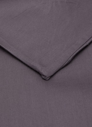 Detail View - Click To Enlarge - MALABAR BABY - Bandhini Queen Size Fitted Sheet — Dark Grey