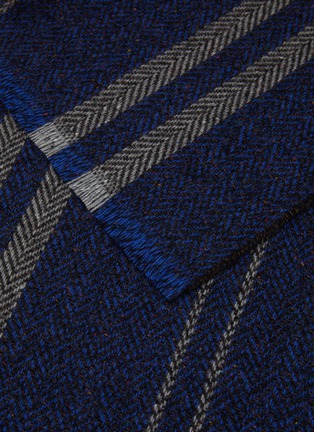 Detail View - Click To Enlarge - JOHNSTONS OF ELGIN - Donegal Cashmere Scarf