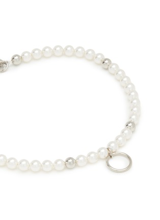 Detail View - Click To Enlarge - JUSTINE CLENQUET - Leeloo Palladium Plated Brass Crystal Pearl Necklace