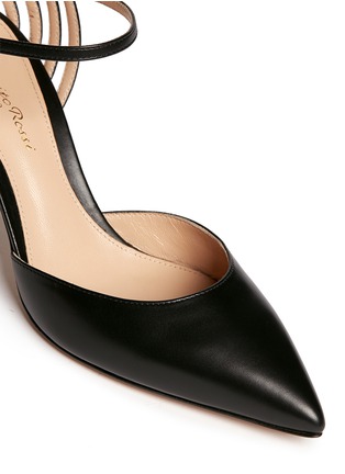 Detail View - Click To Enlarge - GIANVITO ROSSI - Cutout leather d'Orsay pumps