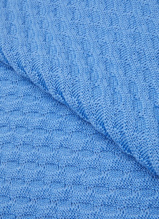 Detail View - Click To Enlarge - CELSO DE LEMOS - Wavy Throw — New Blue