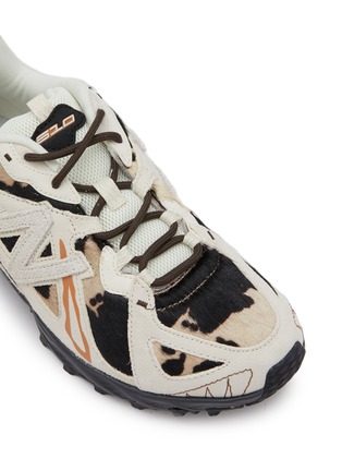 Detail View - Click To Enlarge - NEW BALANCE - 610T Calf Hair Suede Sneakers