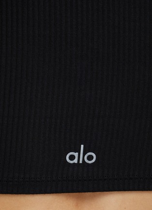  - ALO YOGA - Ribbed Knotty Short Sleeve Crop Top